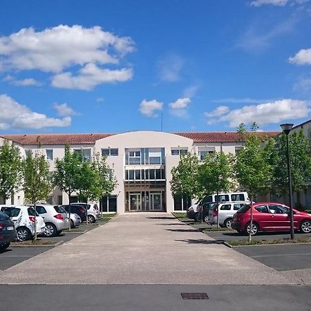 Aparthotel Domitys Le Clos De La Seigneurie Les Gonds Exterior foto