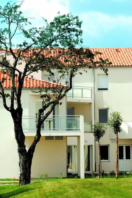 Aparthotel Domitys Le Clos De La Seigneurie Les Gonds Exterior foto