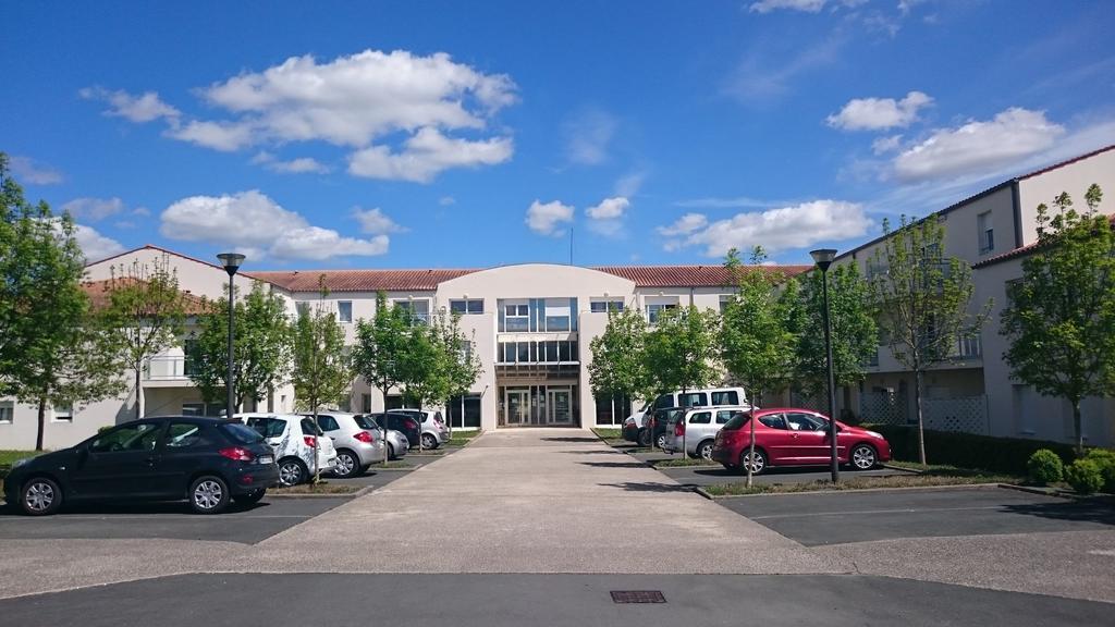 Aparthotel Domitys Le Clos De La Seigneurie Les Gonds Exterior foto